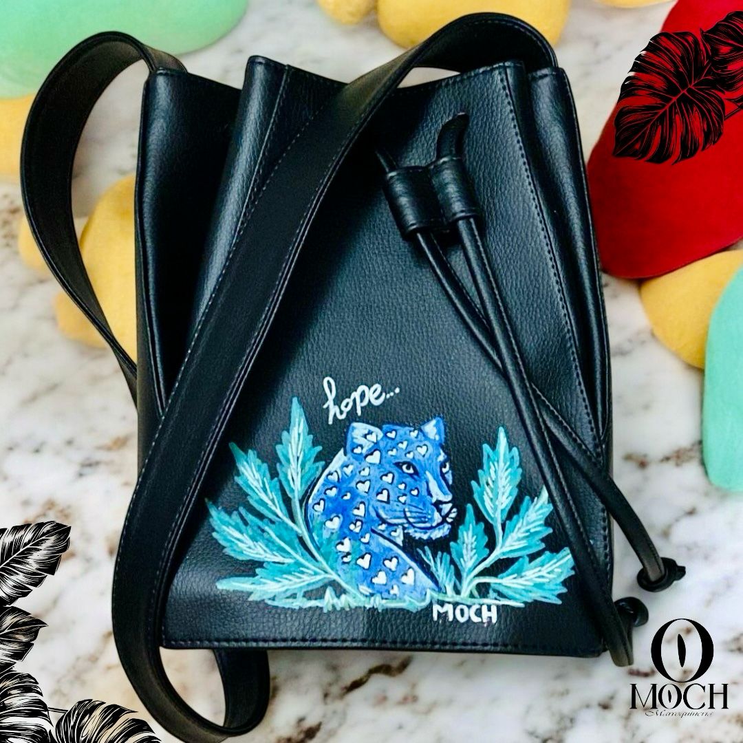 Bolso Negro jaguar azul